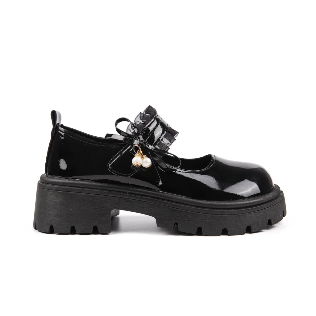lace-strap-patent-leather-platform-mary-janes-black