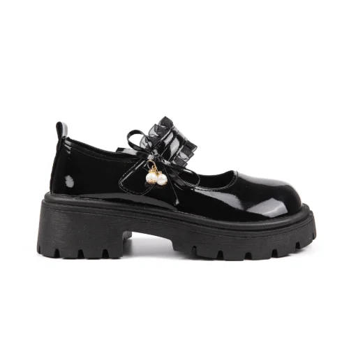 lace-strap-patent-leather-platform-mary-janes-black